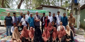 Ke Pantai, Liburan Sekaligus Memperingati Maulid Nabi ala Surau Baiturrahman