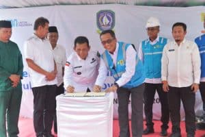 Terangi Pulau-Pulau Kecil, Ansar Ahmad Teken MoU dengan PT PLN