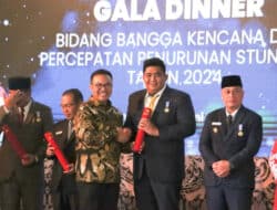 Bupati Bintan dan Ketua TP PKK Bintan Dianugerahi Penghargaan Manggala Karya Kencana