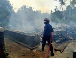 Diduga Konslet, Satu Unit Rumah Warga di Kawal Hangus Dilahap Jago Merah