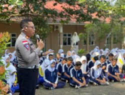 Satlantas Berikan Sosialisasi Tertib Berlalu Lintas di SMAN 1 Teluk Bintan