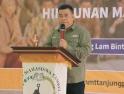 Sekda Ronny Buka Mubes IV Himpunan Mahasiswa Tambelan